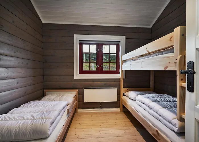 Semesterbostad Brennabu *