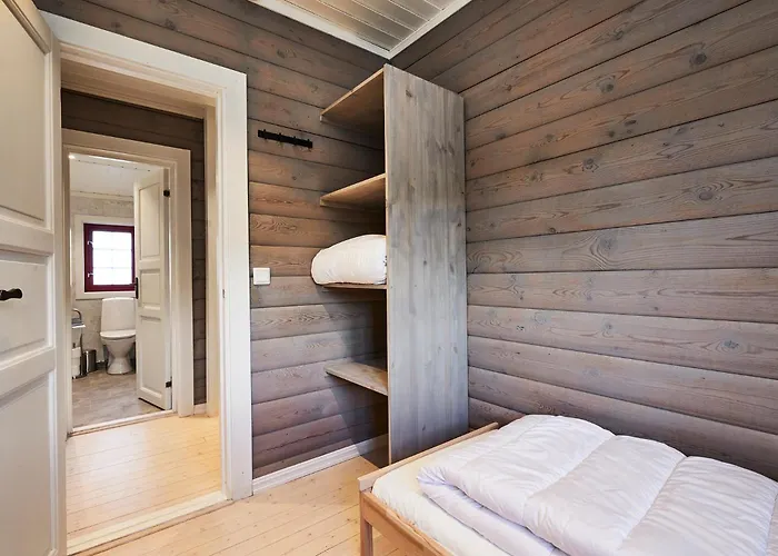 Semesterbostad Brennabu *